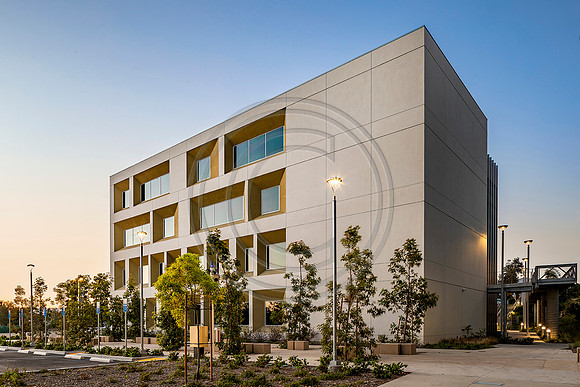 West L.A. College Technology Learning Ctr.