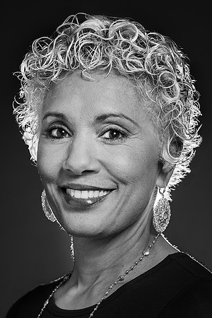 Deborah Santana 9824