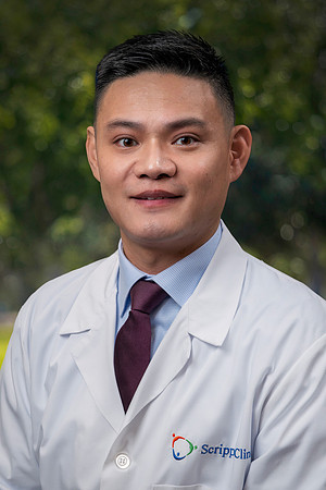 Raymond Lee-