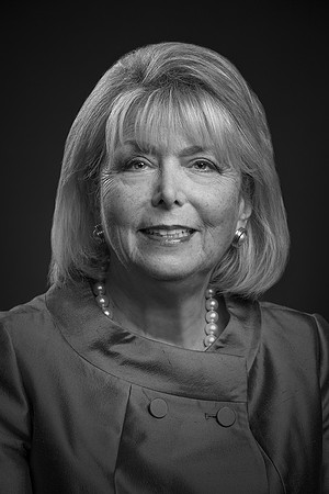 Lynn Schenk 3367